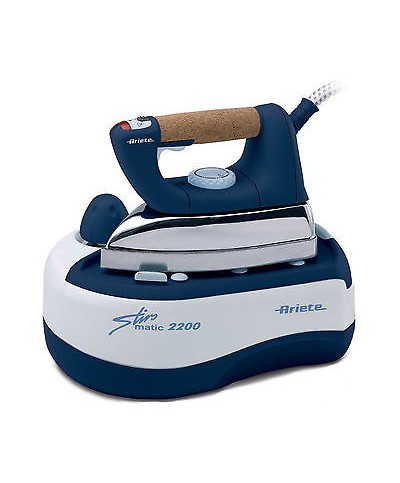 1 - Ferro da stiro con caldaia Ariete 6257 Stiromatic 2200 sistema stirante