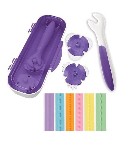 1 - WILTON ROTELLA TAGLIA E DECORA DELUXE DECORA TORTE PASTA ZUCCHERO FONDENTE
