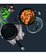 4 - Batteria di pentole 8 pezzi Bialetti Black Infinity induzione